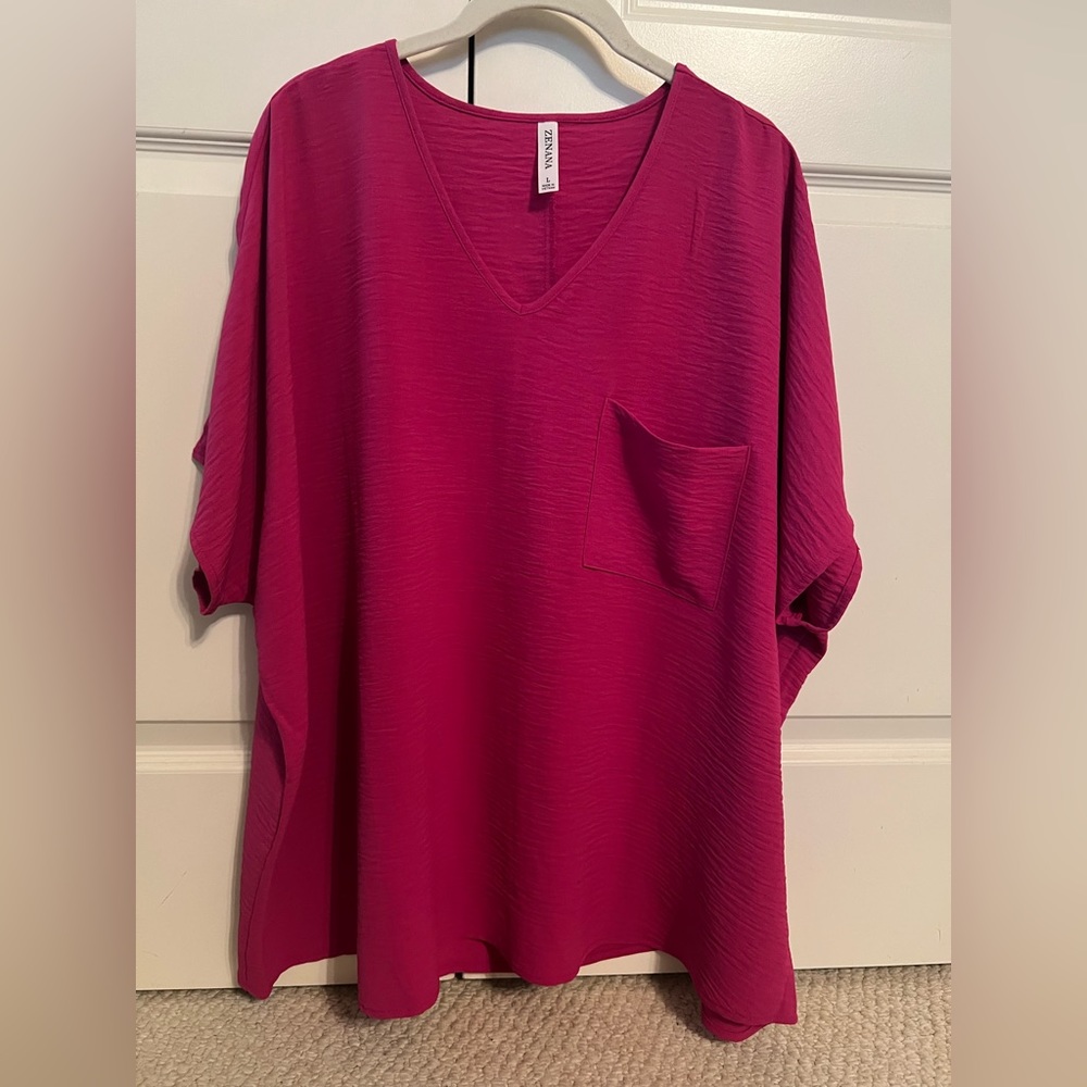 Zenana Short Sleeved Size Large Top